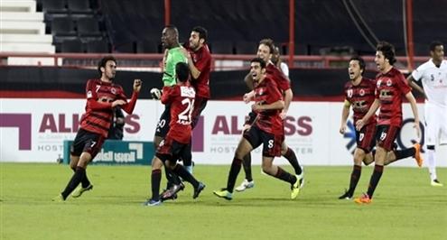 صيد العرب.. حارس الريان ينقذ فريقه بهدف تاريخي أمام السد في كلاسيكو قطر